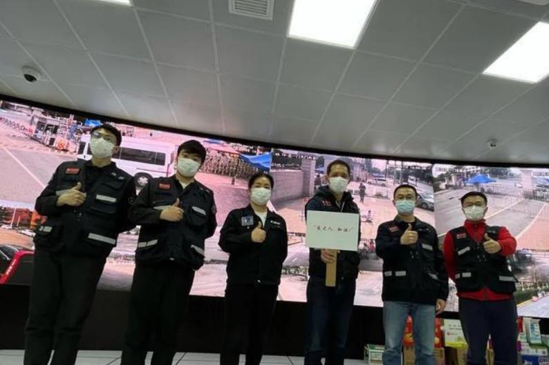 上海29歲保安成功考上985大學(xué)，前途不可限量，令人羨慕又敬佩